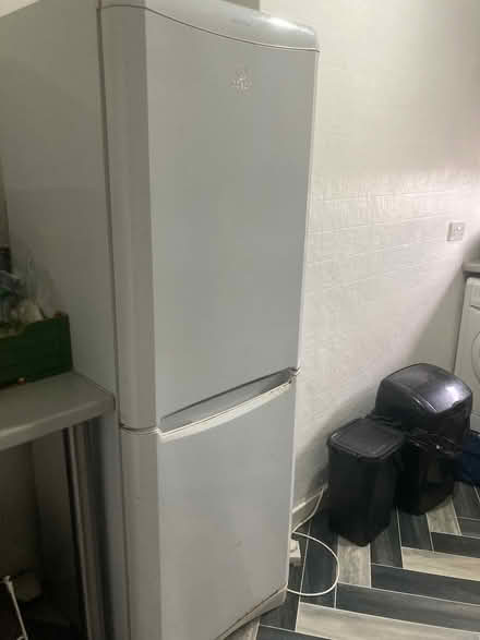 Photo of free Indesit Fridge Freezer 265L (Coatbridge, Scotland ML5) #1