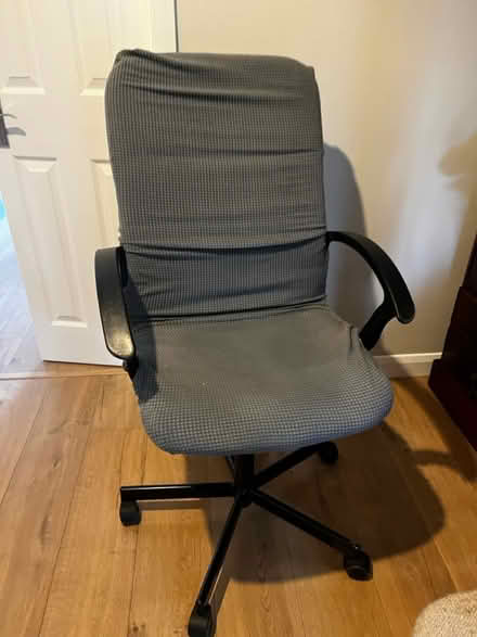 Photo of free Office chair (woking) #1