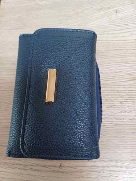 Photo of free Ladies purse (Winkwell HP1) #1