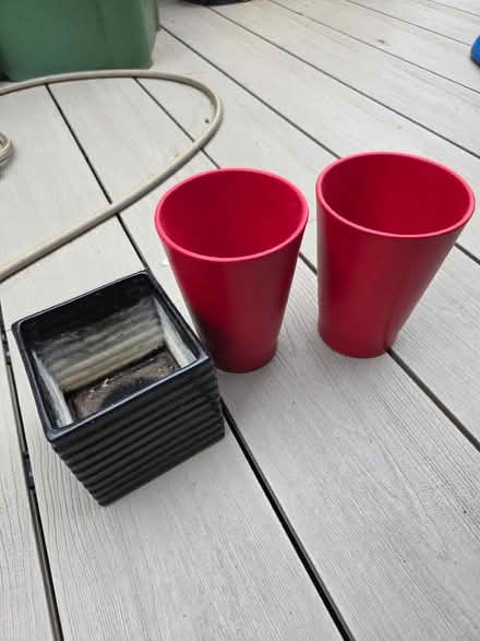 Photo of free Various plant pots (Welling DA7) #1