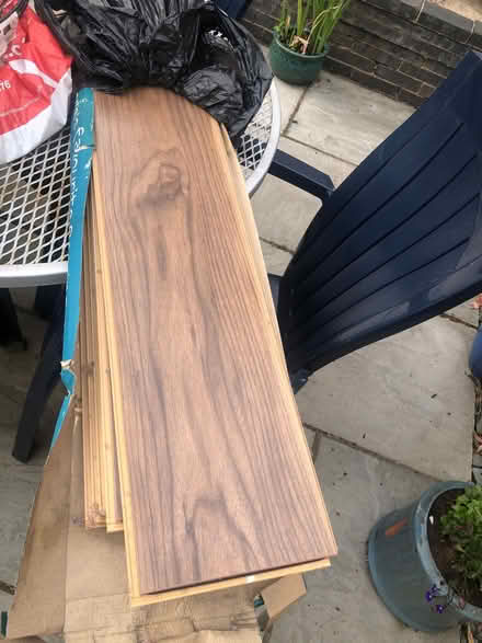Photo of free Laminate flooring (Cavendish DE23) #2
