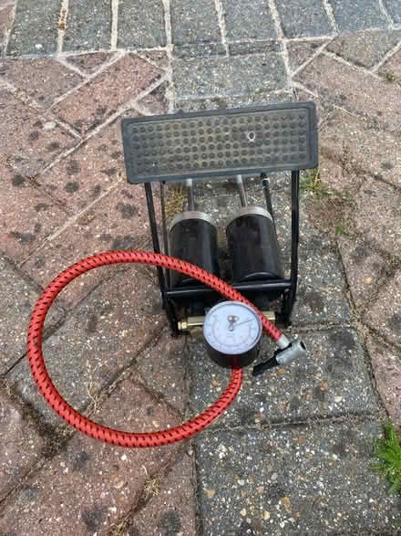 Photo of free Foot pump (The Hythe CM9) #1