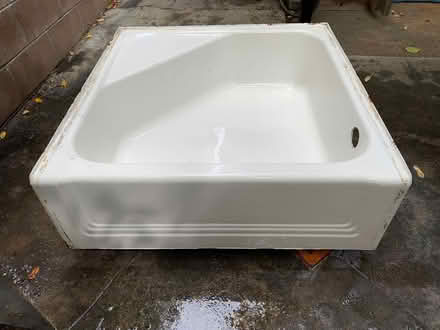 Photo of free Cast Iron Bathtub approx. 3' x 3' (west Burbank) #3
