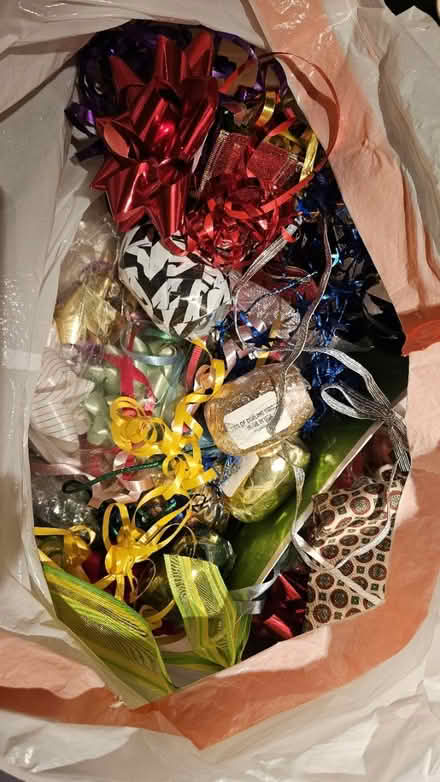 Photo of free Gift Wrap Paper, Bags Ribbon & Bows (63124, near STL Galleria) #2