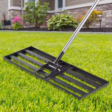 Photo of Lawn levelling rake (Apsley HP3) #1