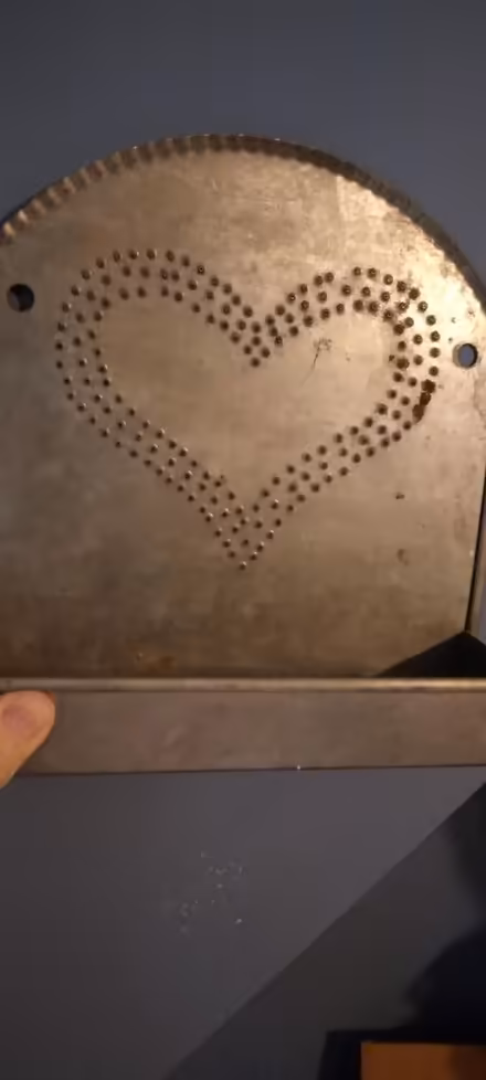 Photo of free Tin, Heart-shaped wall decoration (Hyde Park, near McDonalds) #1