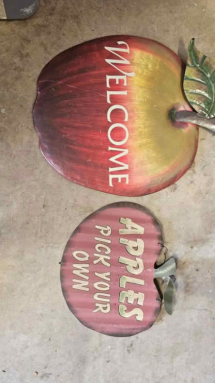 Photo of free Cute apple signs (Haymarket Va) #1