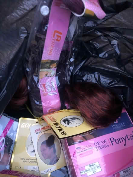 Photo of free Hair extensions and ponytail (Cavendish DE23) #2