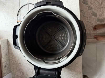 Photo of free Air Fryer (Welling DA7) #4