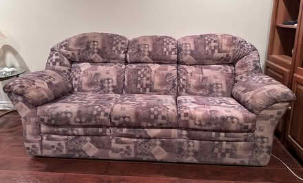Photo of free couch and loveseat (Pierrefonds West) #1