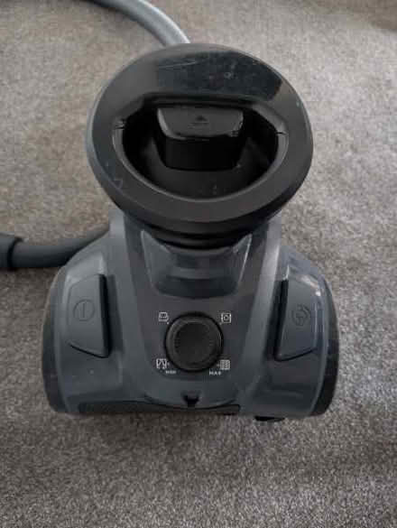 Photo of free AEG Bagless Vacuum Cleaner (Amersham Hill HP11) #3