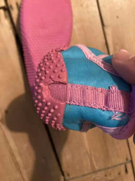 Photo of free girl water shoes (W6) #4