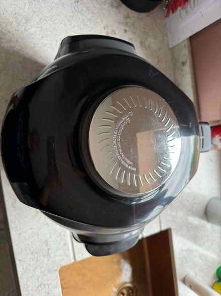 Photo of free Air Fryer (Welling DA7) #3