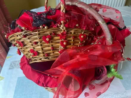 Photo of free Wicker baskets lined and decorated. (Bedford MK40) #2