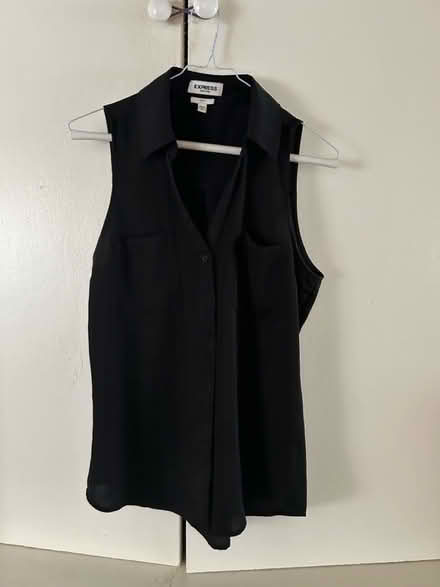 Photo of free Women’s tops (Mount Washington) #2