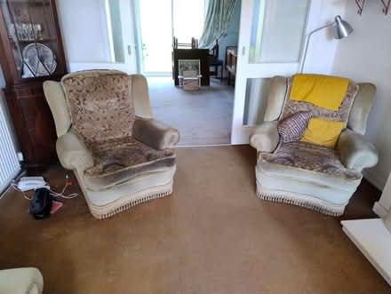 Photo of free 3-seater sofa and two armchairs (Wilmslow SK9) #2