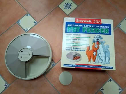 Photo of free Battery-powered pet feeder (New Marston OX3) #1