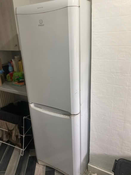 Photo of free Indesit Fridge Freezer 265L (Coatbridge, Scotland ML5) #3