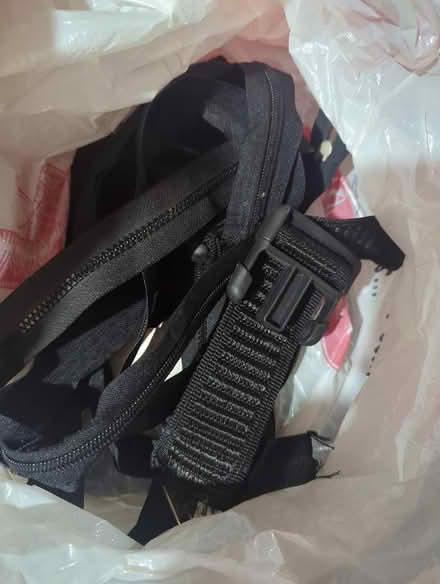 Photo of free Zippers and closures (8 Exeter Drive) #1