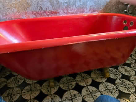 Photo of free Claw foot tub (winchester) #1