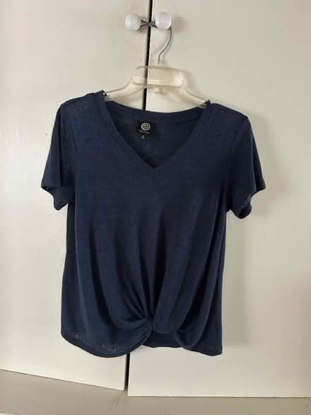 Photo of free Women’s tops (Mount Washington) #4