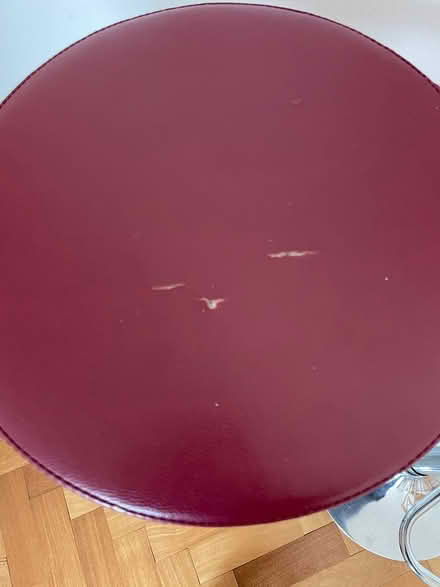 Photo of free 2 bar stools (Br29dr) #3