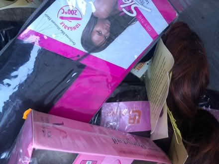 Photo of free Hair extensions and ponytail (Cavendish DE23) #1