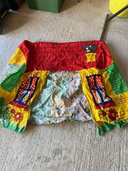 Photo of free Cloth playhouse , no door, few issues! (St Just TR19) #1