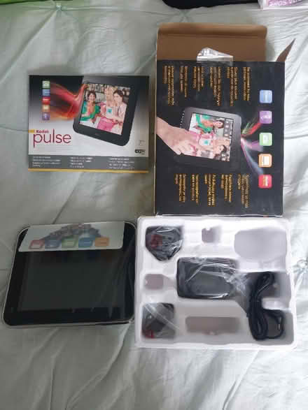 Photo of free Kodak 7 inch digital photo frame (Ealing Pitshanger W5) #1