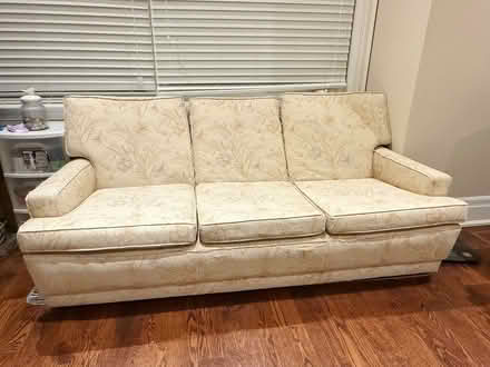 Photo of free Nice Clean Sofa (Yonge Finch) #1