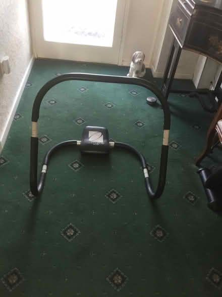 Photo of free Abs trainer (Bromsgrove B61 7) #1