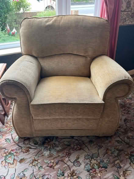 Photo of free Single Chair (Balby, DN4) #1