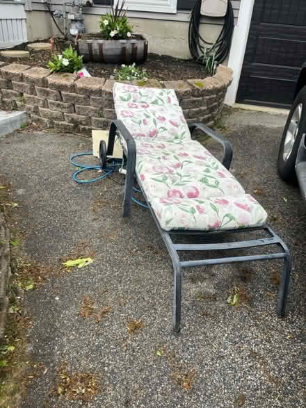 Photo of free Lounging chair & table swt (24 Sherwood Drive Haverhill) #1