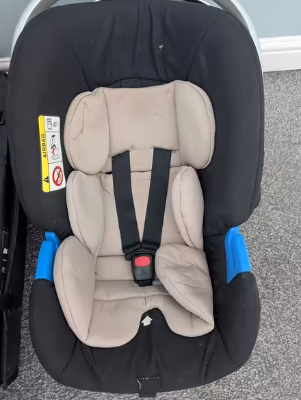 Photo of free Car chair (WN6 shevington) #1