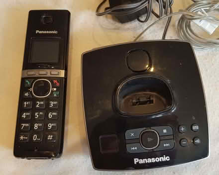 Photo of free Cordless phone with answer machine (Bowbridge GL5) #1