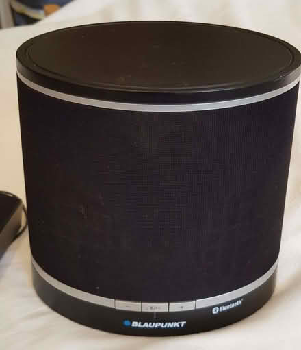 Photo of free Blaupunkt wired Bluetooth speaker (Bowbridge GL5) #3
