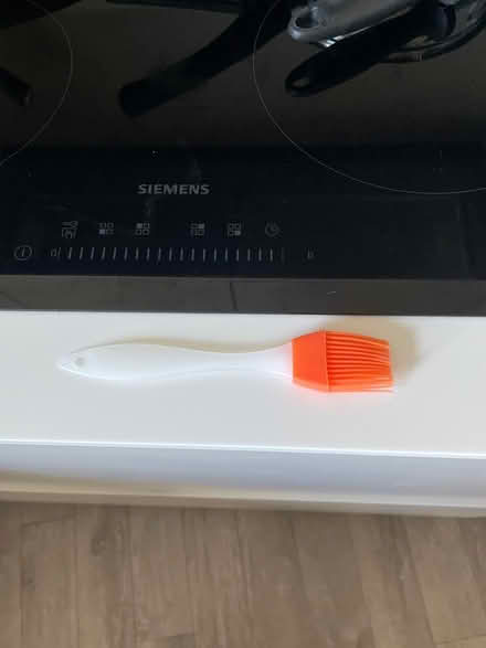 Photo of free Basting brush (SW2 4GD) #1