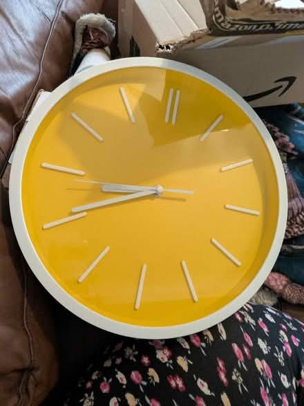 Photo of free Battery powered clock (Freehold LA1) #1