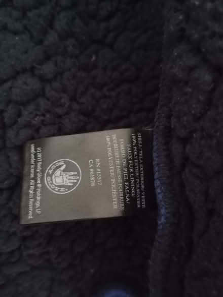 Photo of free Warm & Comfy Boy Hoodie Size 8 Years (Slade Green DA8) #2
