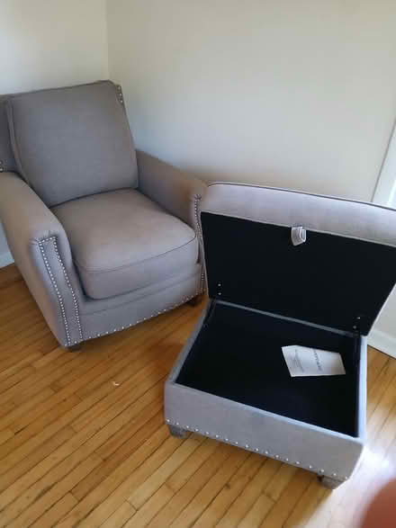 Photo of free Great chair and storage ottoman (Downers Grove) #2