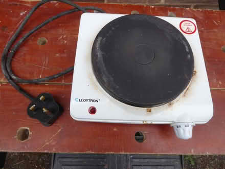 Photo of free Electric hotplate (Fareham PO15) #1