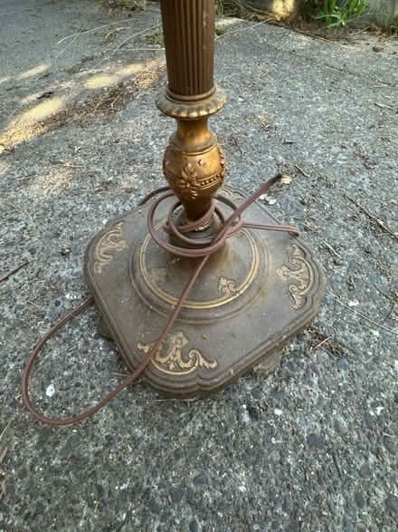 Photo of free Standing lamp (Downtown Sebastopol) #4