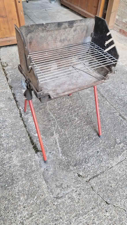 Photo of free Portable Small Charcoal BBQ (belper DE56) #1