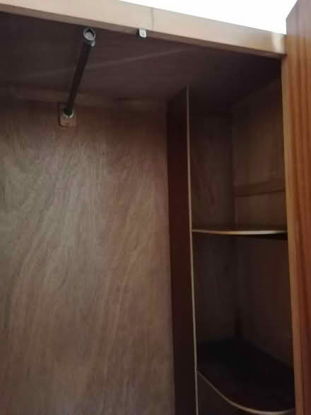 Photo of free Small wardrobe with sheves inside (Ch441eh) #1