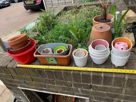 Photo of free Small indoor plant pots (Bermondsey SE1 5HP) #3