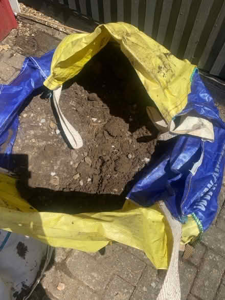 Photo of free Top soil (Oxfordshire OX4) #1