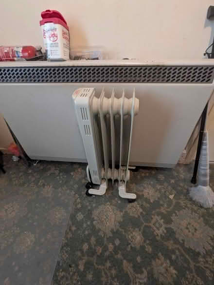 Photo of free oil heater (Temple Rhydding BD17) #1