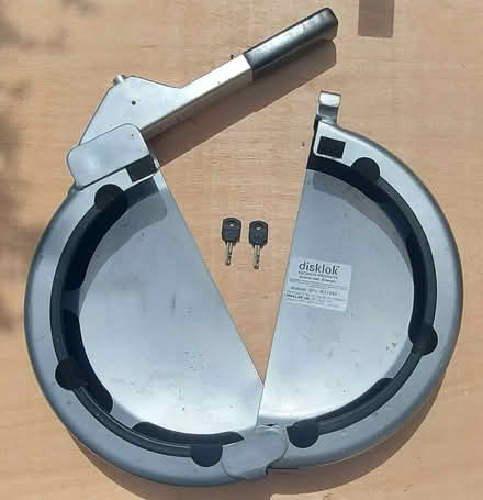Photo of free Small size disklok steering wheel lock (Epping CM16) #2