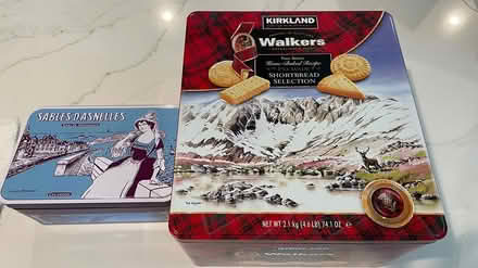 Photo of free Food Tins, sm wood tray, wine box (Fremont & 85) #1