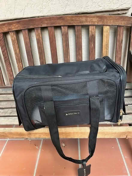Photo of free small pet carrier-new (San Ramon, near Market Place) #1